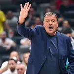 Makabi kažnjen zbog vređanja Ergina Atamana