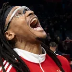 Čima Moneke dobio specijalan poklon posle pobede nad Olimpijakosom (VIDEO)