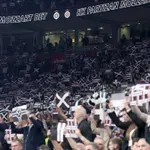 (VIDEO) Navijači Partizana ispred Arene skandiraju Željku Obradoviću i vređali Vučića i Mijailovića