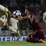 (VIDEO) Dušan Tadić sa zavijenom glavom dao dva gola i uz asistenciju postao junak meča