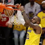 (VIDEO) Lebron Džejms prekinuo rekordni niz od 1.297 utakmica, ali će se to zaboraviti zbog poteza u poslednjoj sekundi