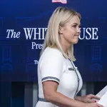 Nestala i fotografija Trampa, Melanije i seksualnog prestupnika: Gde je 16 Epstinovih fajlova sa sajta Ministarstva pravde SAD?