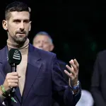 (FOTO) Novak Đoković dobio posebnu nagradu u Dubaiju