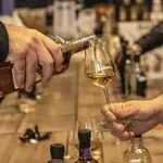 „E, gazda, posle one rakije, viski ima ukus kao Hladiša!“: Bendovi Rock n’ Rakija festivala dele omiljene „rakijaške“ priče