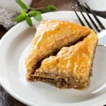 Trouglasta baklava sa orasima: Provereno dobar recept za dane posta
