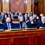 Kako je izgledala prepodnevna rasprava u Skupštini o „Mrdićevim zakonima“: Da li je važniji Dom zdravlja ili sud?