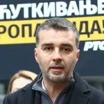 Policija pokrenula novi prekršajni postupak protiv Sava Manojlovića