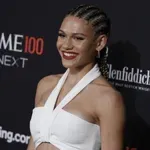 Ćerka Denisa Rodmana postala najplaćenija fudbalerka na svetu