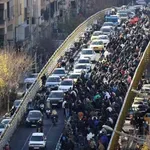 (VIDEO) Potpuni prekid interneta u Iranu, protesti sve masovniji, 45 stradalih: Tramp preti udarima „ako počnu da ubijaju demonstrante“