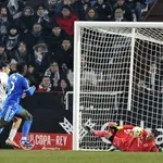 Ubačena banana u teren: Fudbaler Reala Vinisijus opet na meti rasista