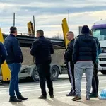 Prevoznici iz Srbije i BiH dogovorili nastavak blokade graničnih prelaza