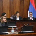 U Skupštini počela rasprava o amandmanima, Mrdić tvrdi da su sve kritike opozicije neosnovane