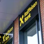 Raiffeisen i u 2026. ima specijalnu akciju – 3.000 dinara za otvaranje iRačuna i 5.000 za prenos zarade