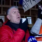 „Mi smo grožđe, što nas više melju, biće bolje vino“: Protest podrške Jeleni Kleut održan i u Kragujevcu