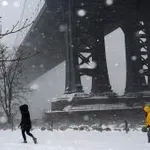 Snežna oluja paralisala Ameriku: Najmanje 14 mrtvih, stotine hiljada bez struje