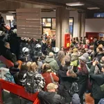 „Policija nas napala uprkos pres legitimaciji“: Student koji je izbačen sa Filozofskog fakulteta za Danas o upadu policije