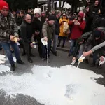 „Ovaj sastanak će još više podići ljude“: U ponedeljak možda na barikade izađu i poljoprivrednici koji dosad nisu blokirali puteve