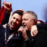 Skandal u Zagrebu: Uprkos zabrani gradskih vlasti Tompson pevao na dočeku rukometaša (VIDEO)