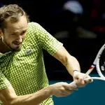 Pobede Medvedeva i Ožea-Alijasima na turniru u Dubaiju