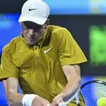 (VIDEO) Veliko iznenađenje u Dohi: Janik Siner eliminisan u četvrtfinalu