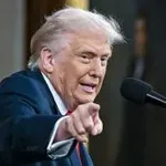 „Iran će biti veoma teško pogođen“: Tramp nagovestio da će eskalirati rat