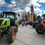 ‘Radikalizacija ako vlada neće da pregovara’: Poljoprivrednici blokiraju puteve širom Srbije