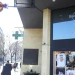 Otvoren prvi Hard rok kafe u Srbiji – izloženo 18 autentičnih eksponata svetske rok muzike