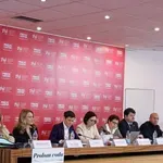 Brnabić: Spremna sam da razgovaramo o „Mrdićevim zakonima“