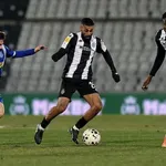 (VIDEO) Navijači nezadovoljni nakon novog poraza Partizana, skandirali „Mijate, odlazi“