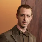 Džeremi Strong tumači glavnu ulogu u seriji „Raskršće“ po knjizi Džonatana Frenzena