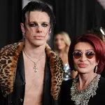 Jangblad dobio Gremi i odao počast Oziju, Betenkur poručio rokerima – ne bojte se veštačke inteligencije