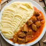 Svinjski gulaš – bogat ručak za dva dana