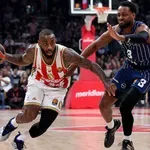 (VIDEO) Zvezda savladala Efes u Areni i zabeležila novu pobedu u Evroligi