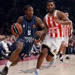 Dva košarkaša Zvezde dobila posebne ovacije posle pobede nad Efesom