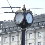 Skinute kazaljke sa beogradskog sata na Trgu republike