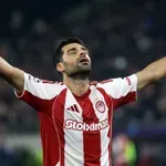 Menja loptu za pušku? Kapiten iranske fudbalske reprezentacije se nedelju dana posle nastupa u Ligi šampiona vraća u otadžbinu