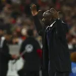 Dvaput odveo reprezentaciju na Mundijal, pa dobio otkaz dva i po meseca pred početak Svetskog prvenstva