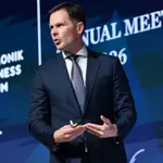 „Ko je na vlasti 13 godina?“: Stručnjaci komentarišu izjavu ministra Malog da je za pad privrednog rasta kriva „obojena revolucija“