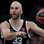 Partizan „protutnjao“ kroz Sarajevo