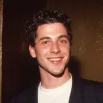 Preminuo glumac Kori Parker iz serije Vil i Grejs