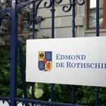 Pretres filijale švajcarske banke u Parizu zbog istrage o Epstinu