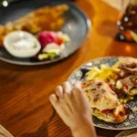 Velika studija iznenadila stručnjake: Ljudi koji redovno jedu ovu hranu imaju veće šanse da dožive 100 godina