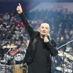 „Uvek bila uz vlast i nikada nije imala nikakvih problema“: Ko je Vesna Zmijanac?