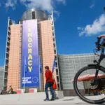 Portparol EK: Evropska komisija nije donela odluku o zamrzavanju sredstava Srbiji