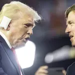 Odnos Takera Karlsona i Trampa ide ka „razvodu“: „Želim da se izvinim što sam obmanuo ljude“