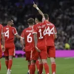 Liga šampiona: Bajern slavio u Madridu, Arsenal do pobede u sudijskoj nadoknadi (VIDEO)