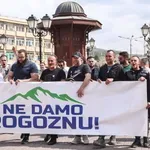 Kompanija Zlatna Reka demantovala da je vozilo njenog podizvođača udarilo meštanina