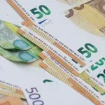 NBS: Domaće firme mogu naplaćivati strancima u devizama online