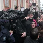 Hoće li se ljudi sa ćaci bedževima jednog dana stideti?