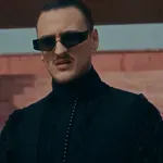 Evrovizija 2026: Alis sa Skadra predstavlja Albaniju emotivnom baladom o majci koja se razlikuje od svega što je ova zemlja do sada slala na takmičenje